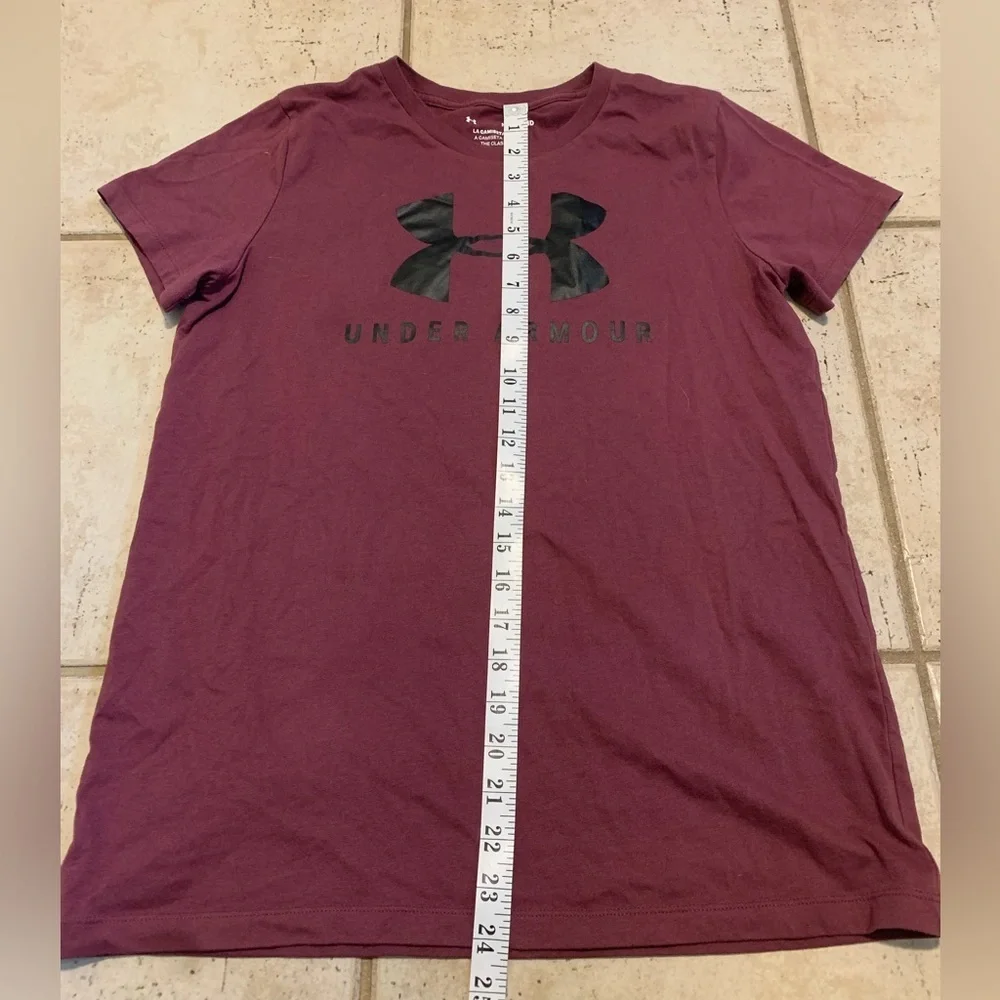💜 Under Armour The Classic Tee Maroon T-Shirt, Medium - Picture 5 of 5